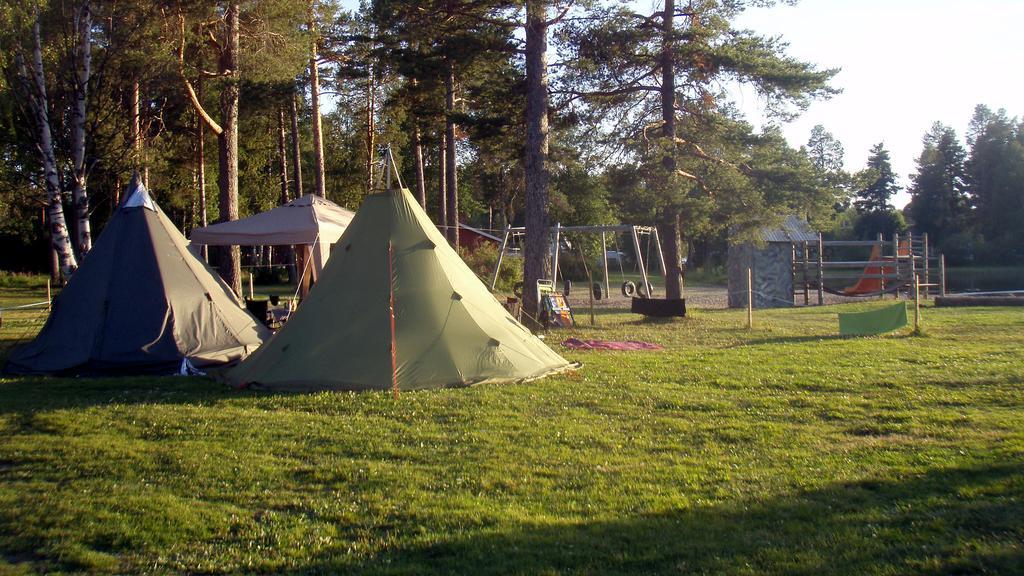 Lits Camping, Stugby Och Kanot Exterior foto